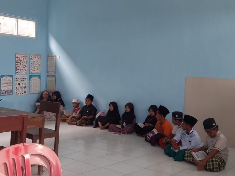 Ekskul tahfidz SD Negeri 2 Kertosari